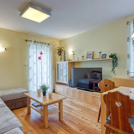 Apartamento Alpine Planica With Sauna - Happy *